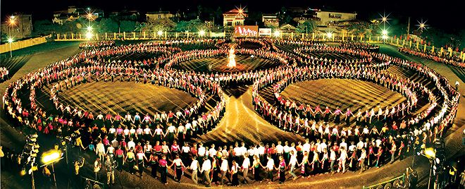 Lễ hội dân gian Yên Bái - nơi bạn có thể tìm hiểu về văn hóa và lịch sử của địa phương.