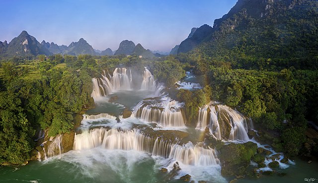 Thác Bản Giốc - một trong những thác nước đẹp nhất Việt Nam